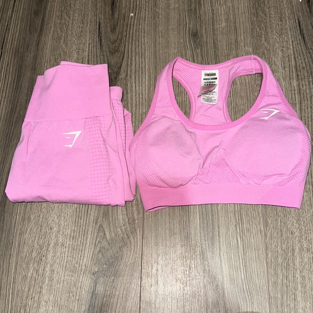 Vital seamless 2.0 sports bra and leggings